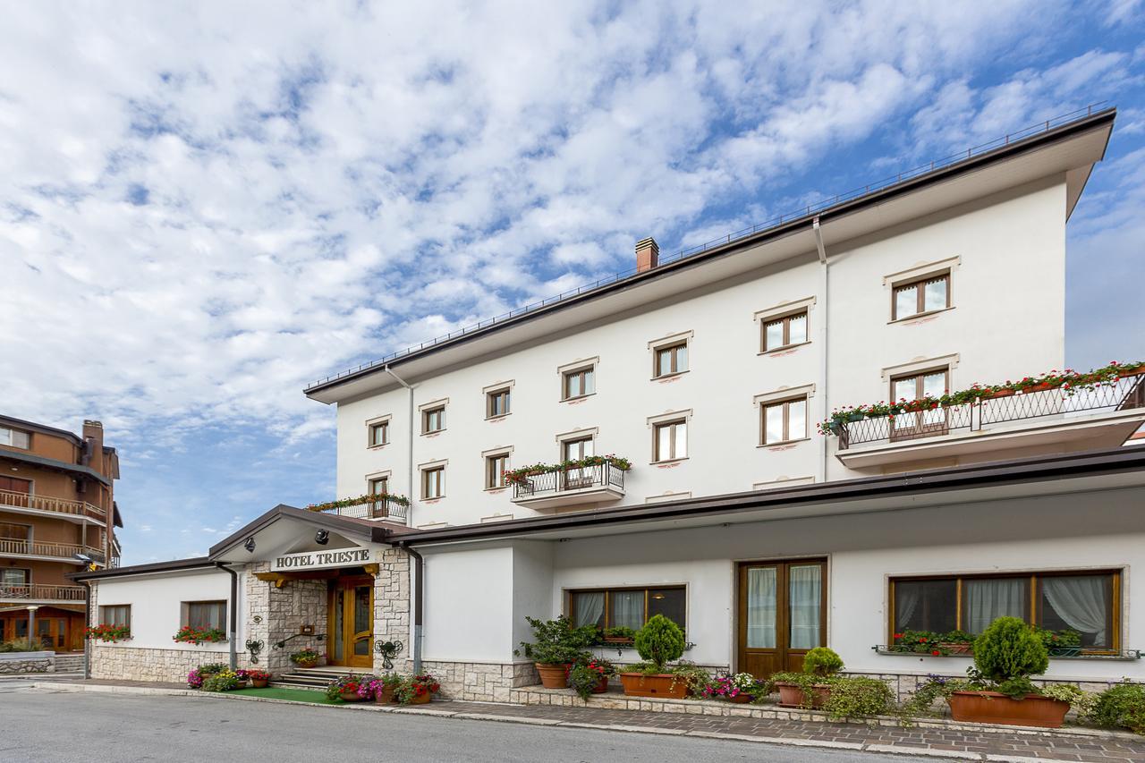 Hotel Trieste Roccaraso Exterior photo