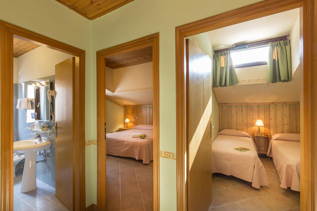Hotel Trieste Roccaraso Exterior photo